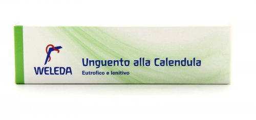 Le emorroidi di unguento umide diventanti
